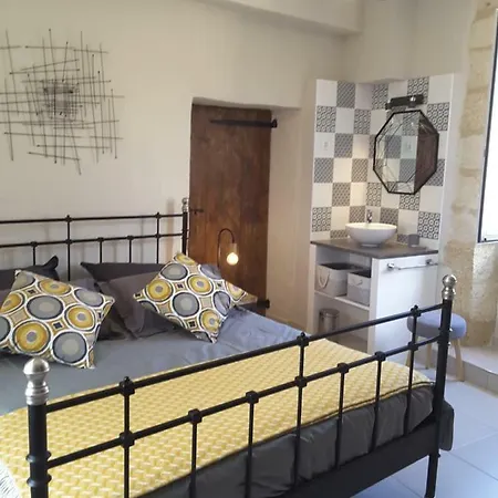 Clos De La Madone Guest house Flaux